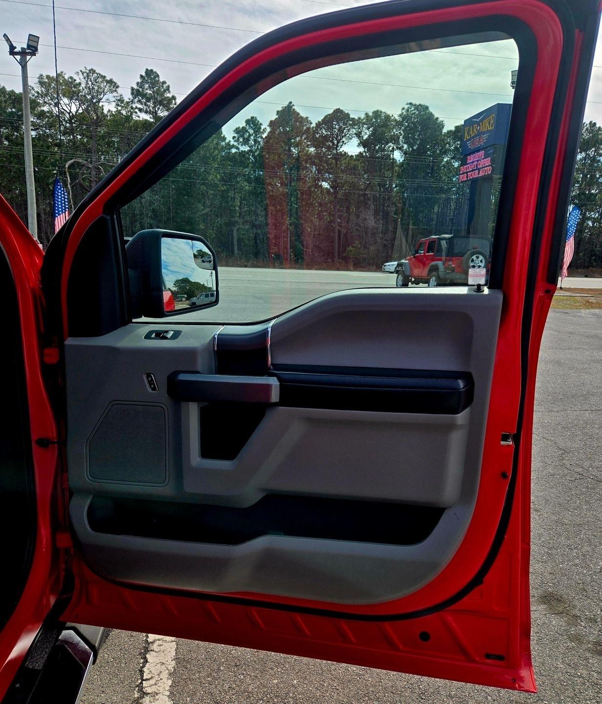 Ford F-150 XLT SuperCrew 5.5-ft. Bed 4WD 2015