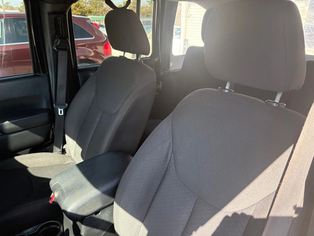 Jeep Wrangler Unlimited Sport 4WD 2015