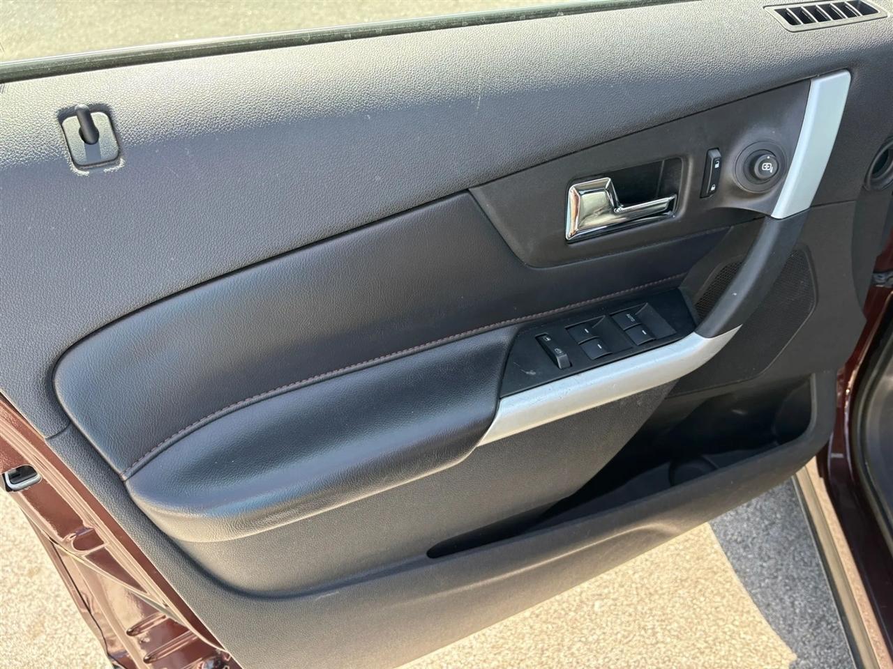 Ford Edge Limited FWD 2012