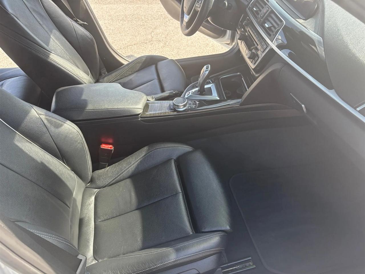 BMW 3-Series 330e iPerformance Sedan 2018