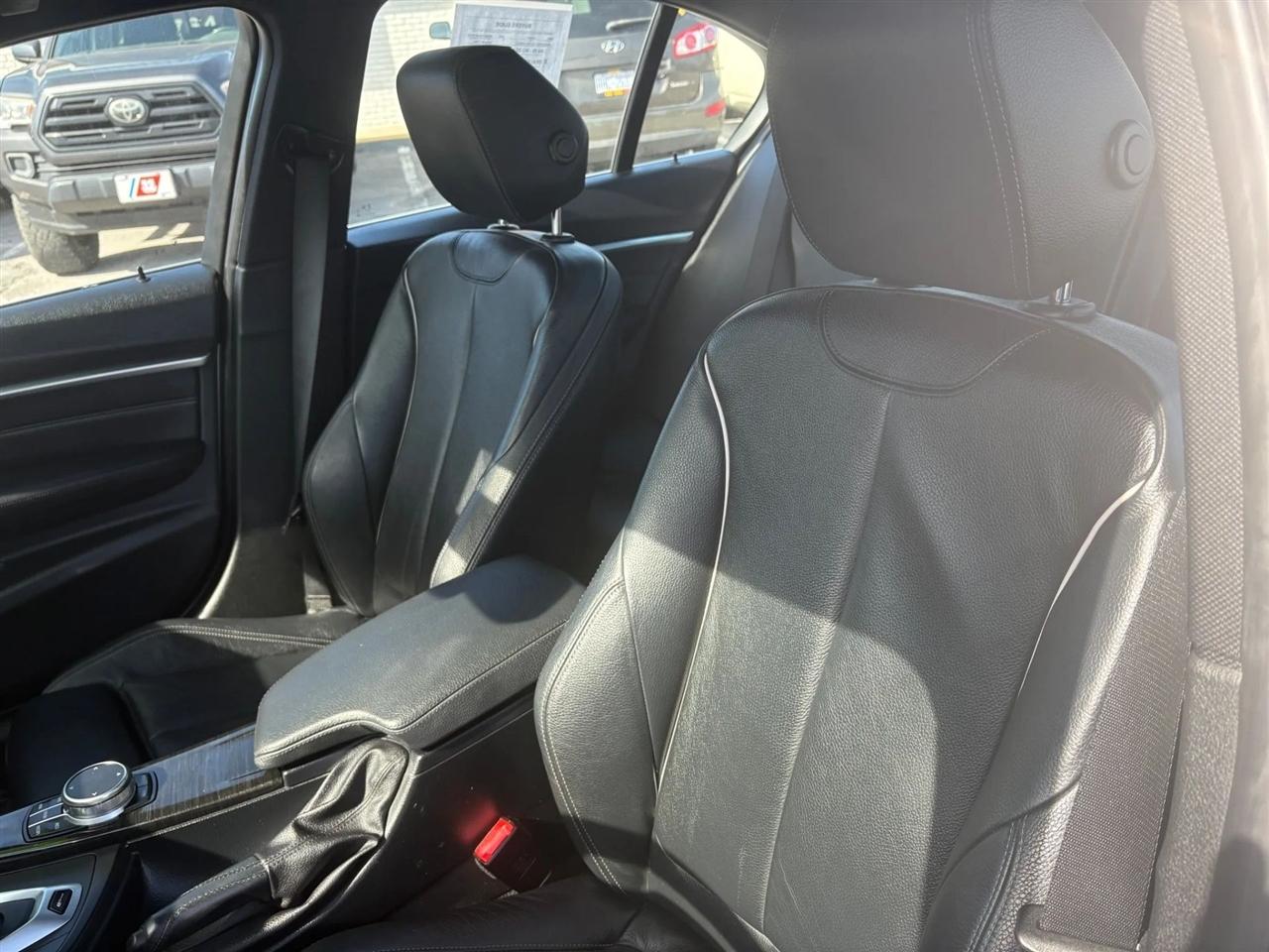 BMW 3-Series 330e iPerformance Sedan 2018