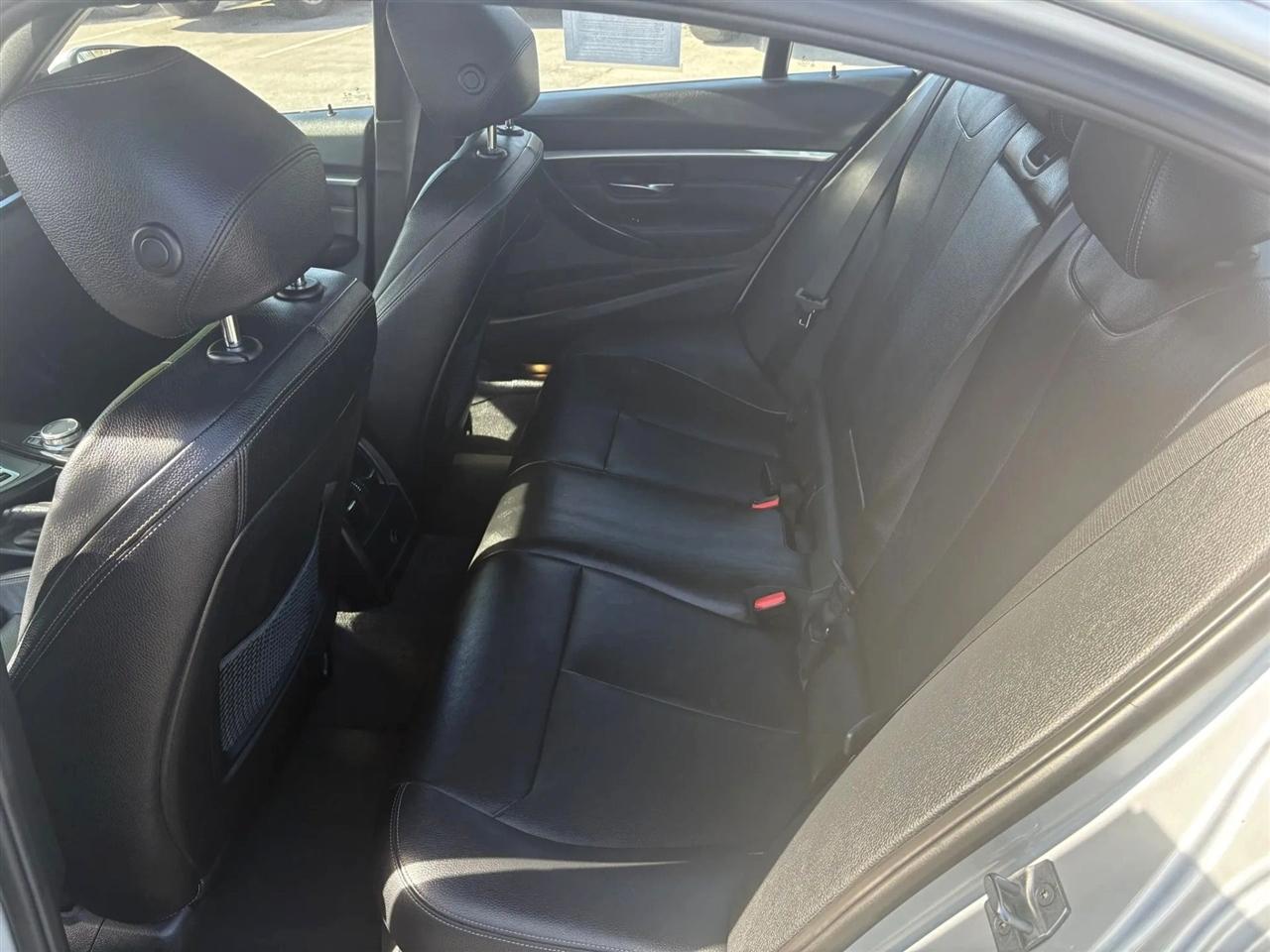 BMW 3-Series 330e iPerformance Sedan 2018