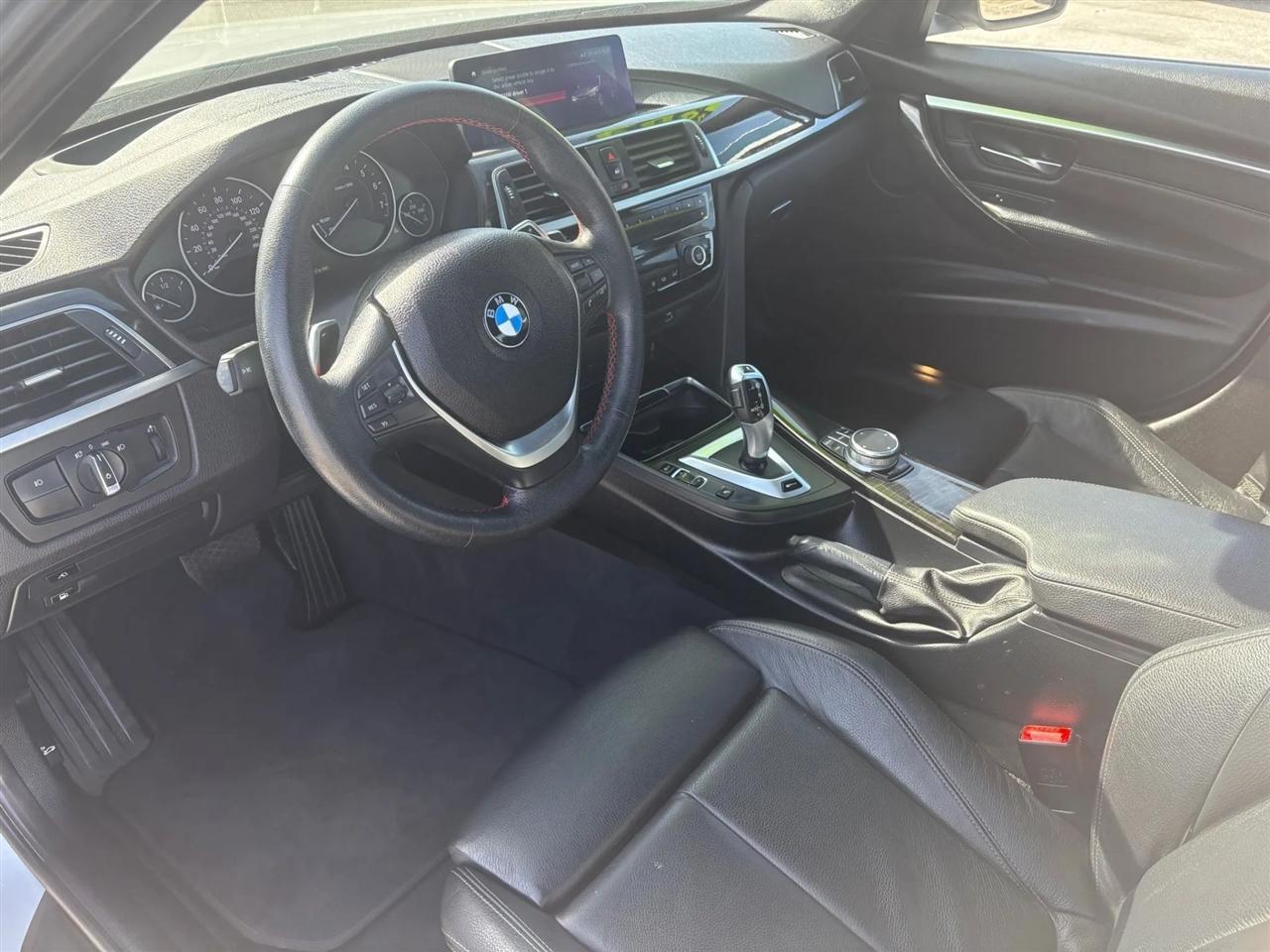 BMW 3-Series 330e iPerformance Sedan 2018