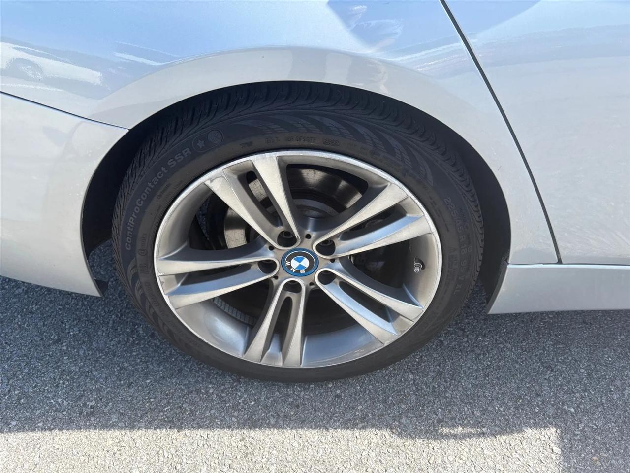 BMW 3-Series 330e iPerformance Sedan 2018