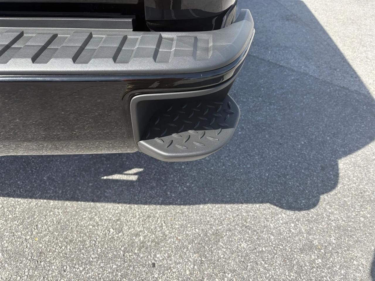 GMC Sierra 1500 Base Double Cab 4WD 2018