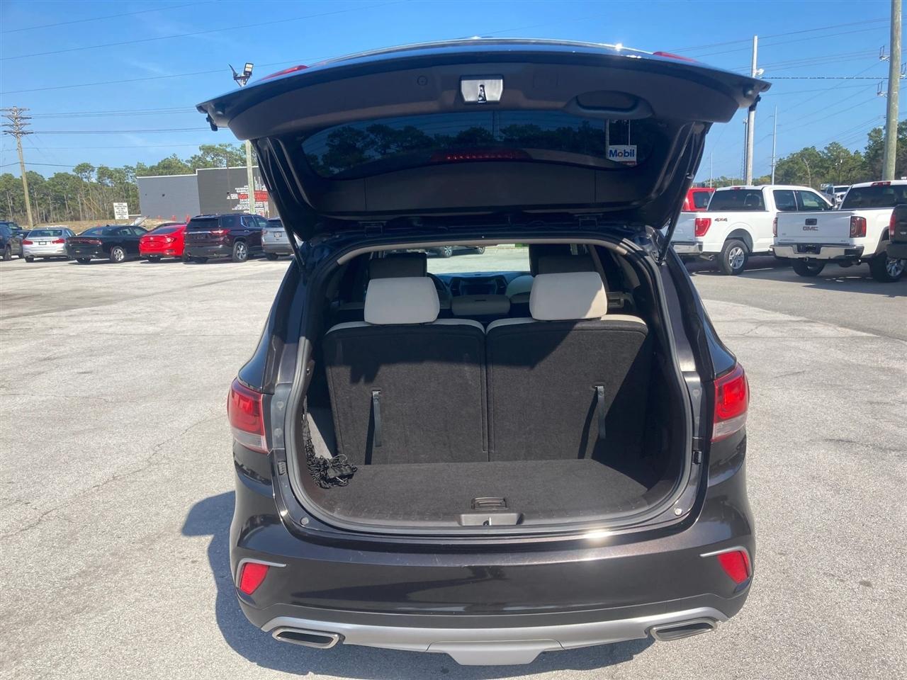 Hyundai Santa Fe SE FWD 2018