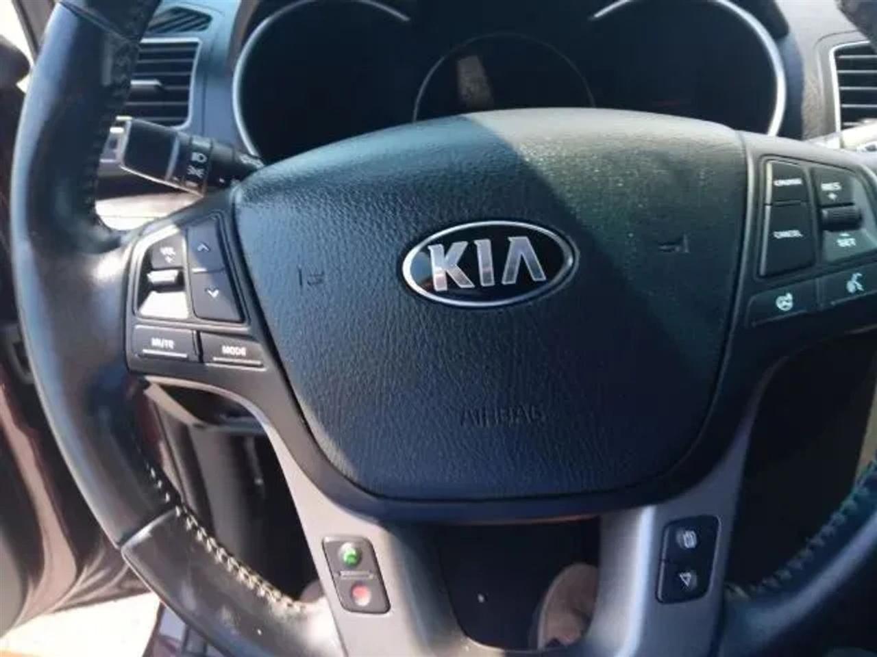 Kia Sorento SX V6 FWD 2015