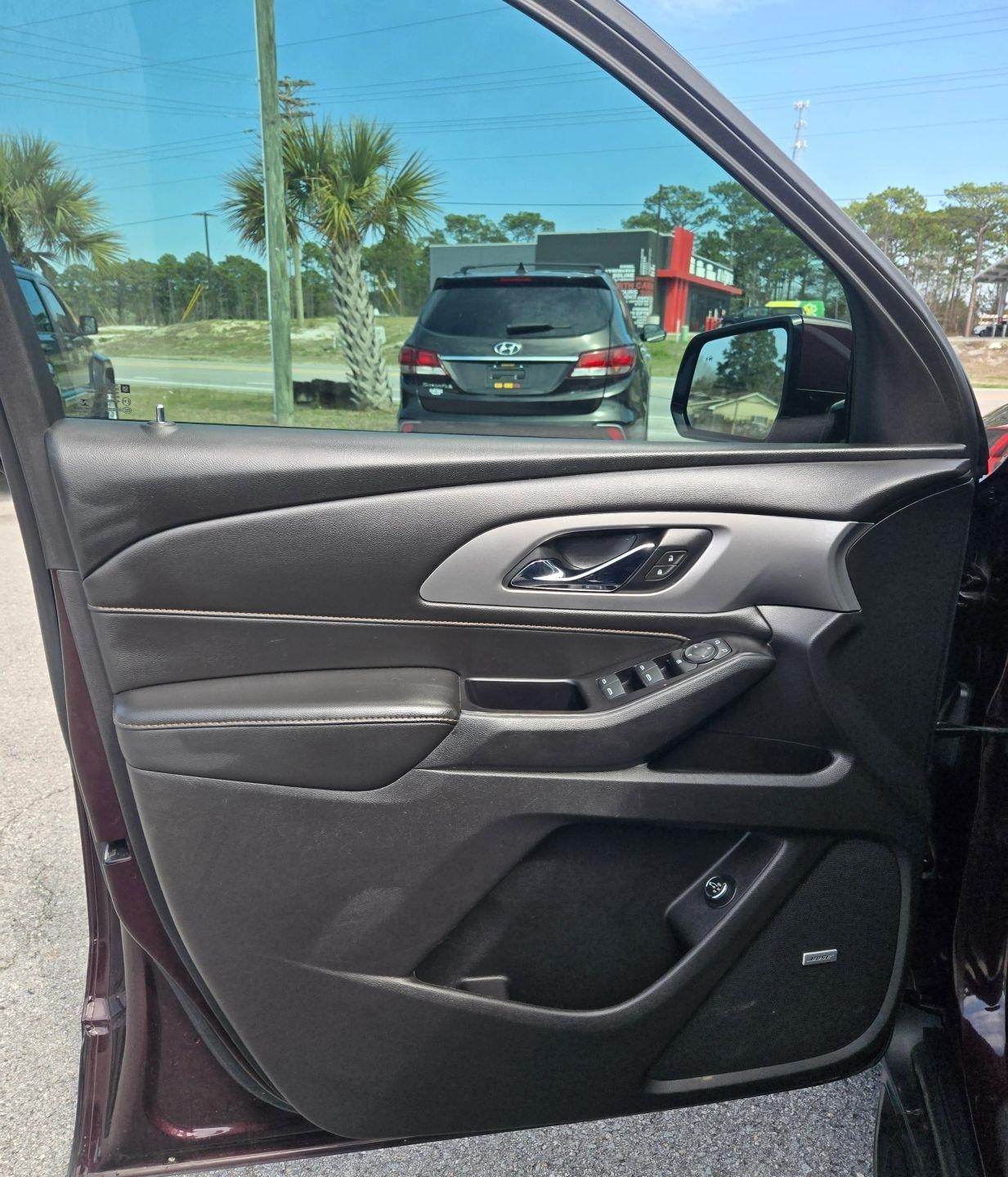 Chevrolet Traverse LT Leather FWD 2019