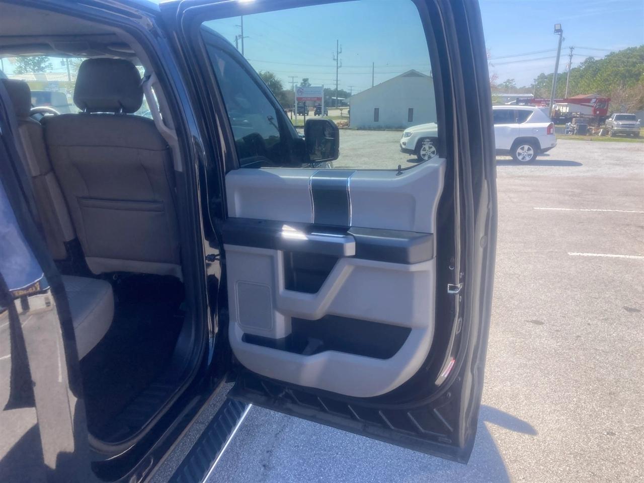 Ford F-150 XLT SuperCrew 5.5-ft. Bed 4WD 2016