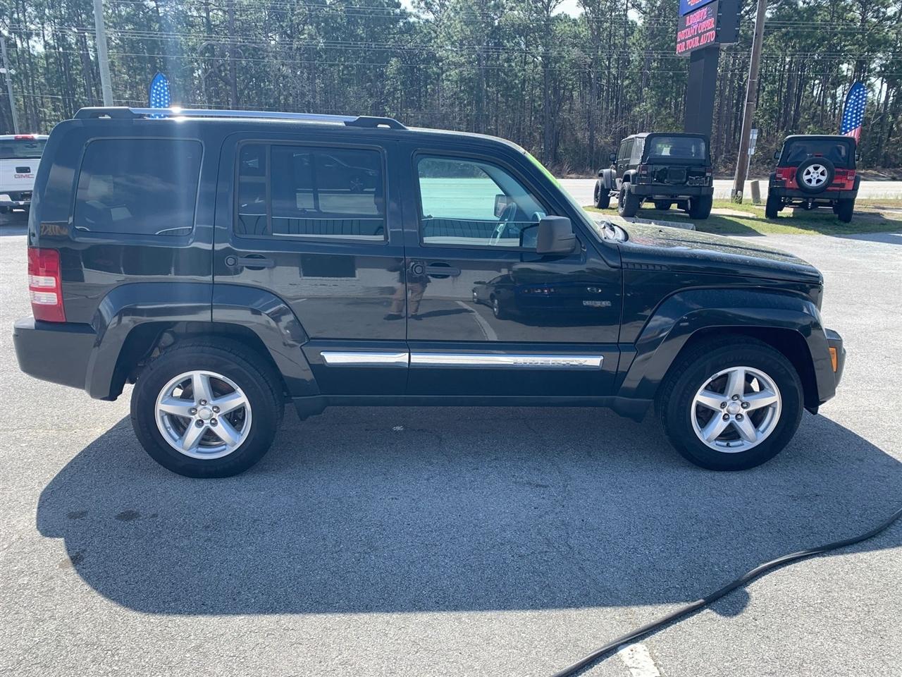 Jeep Liberty Limited 2WD 2008