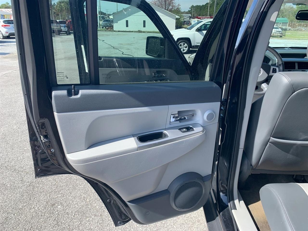 Jeep Liberty Limited 2WD 2008