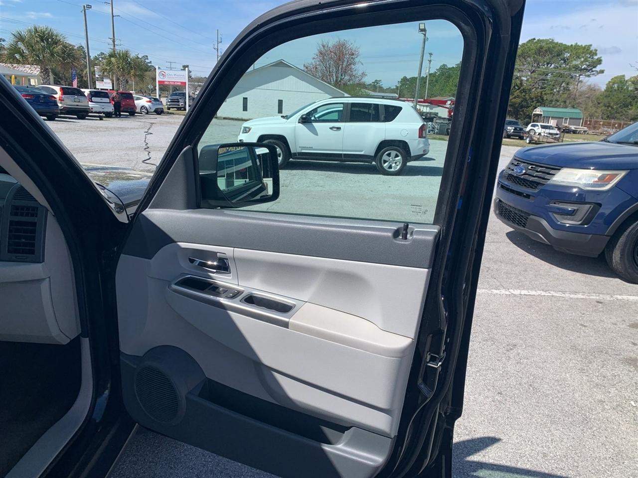 Jeep Liberty Limited 2WD 2008