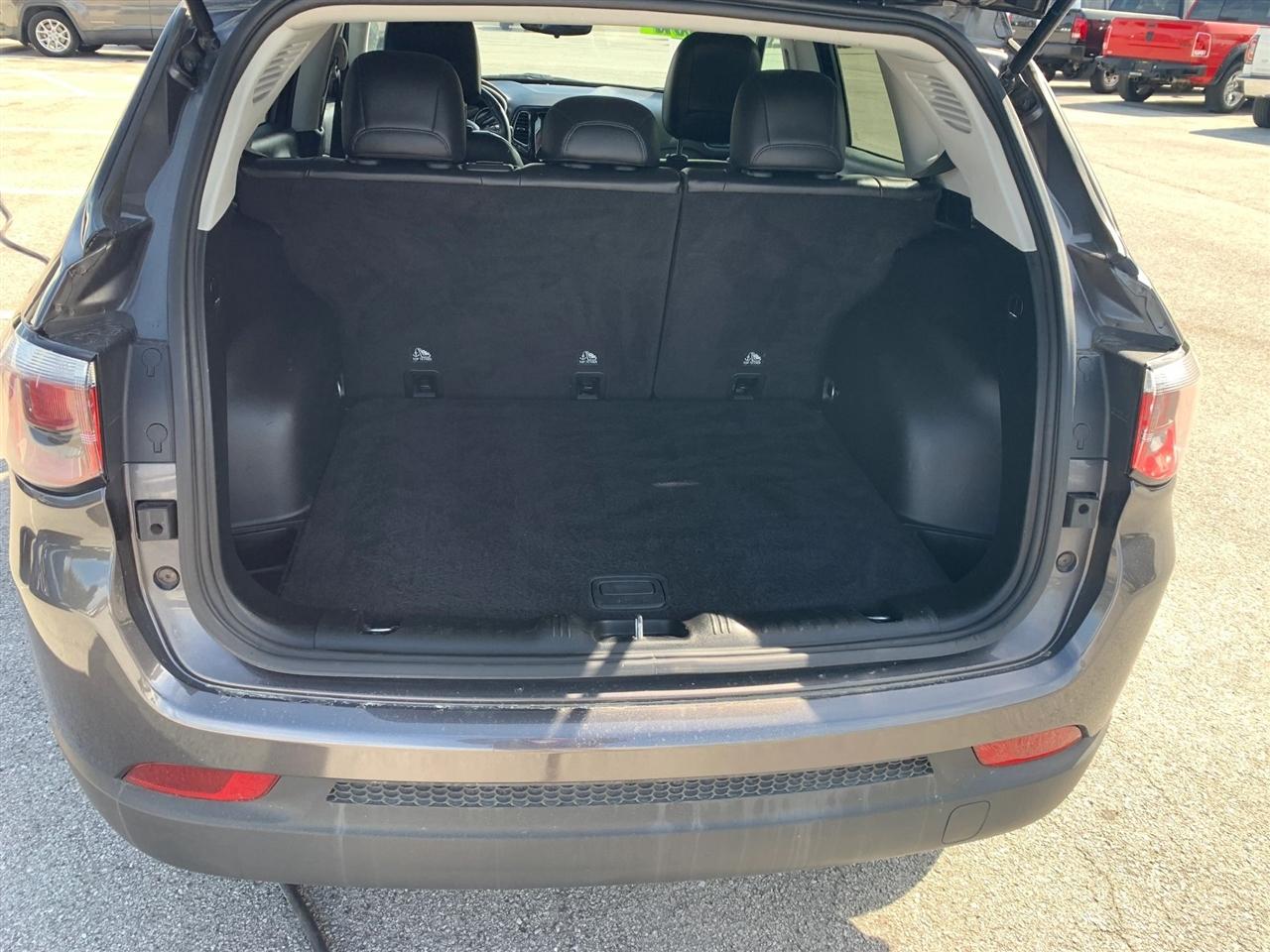 Jeep Compass Latitude FWD 2019