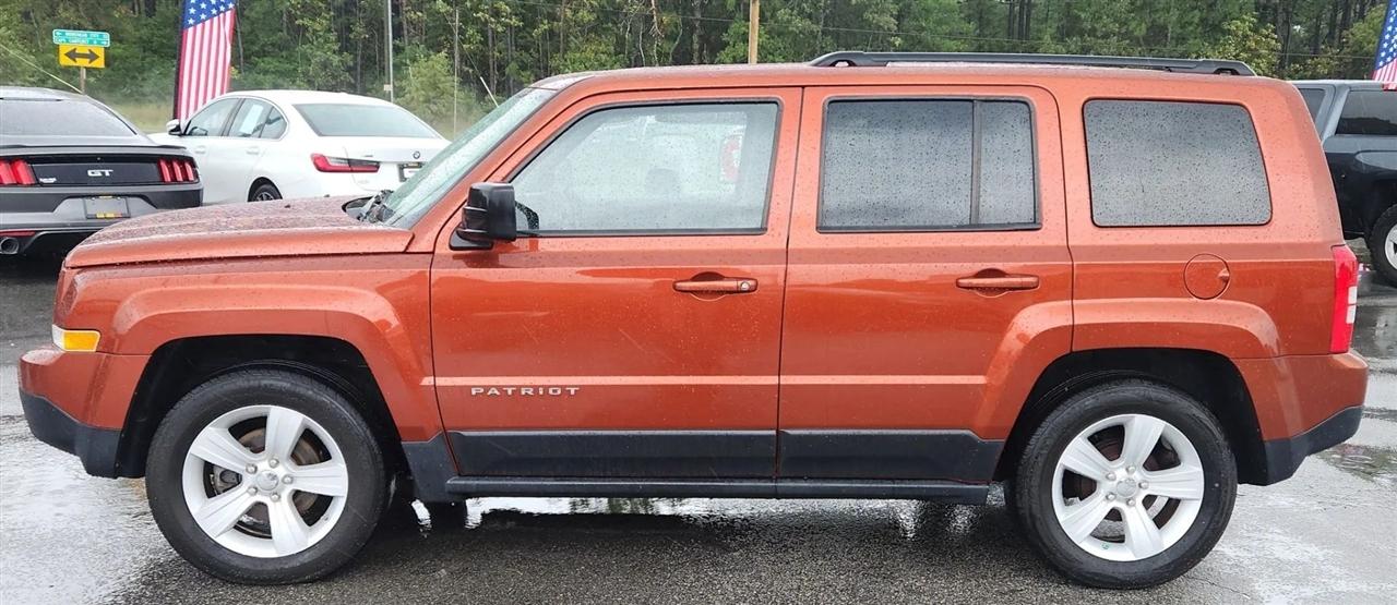 Jeep Patriot Latitude 2WD 2012