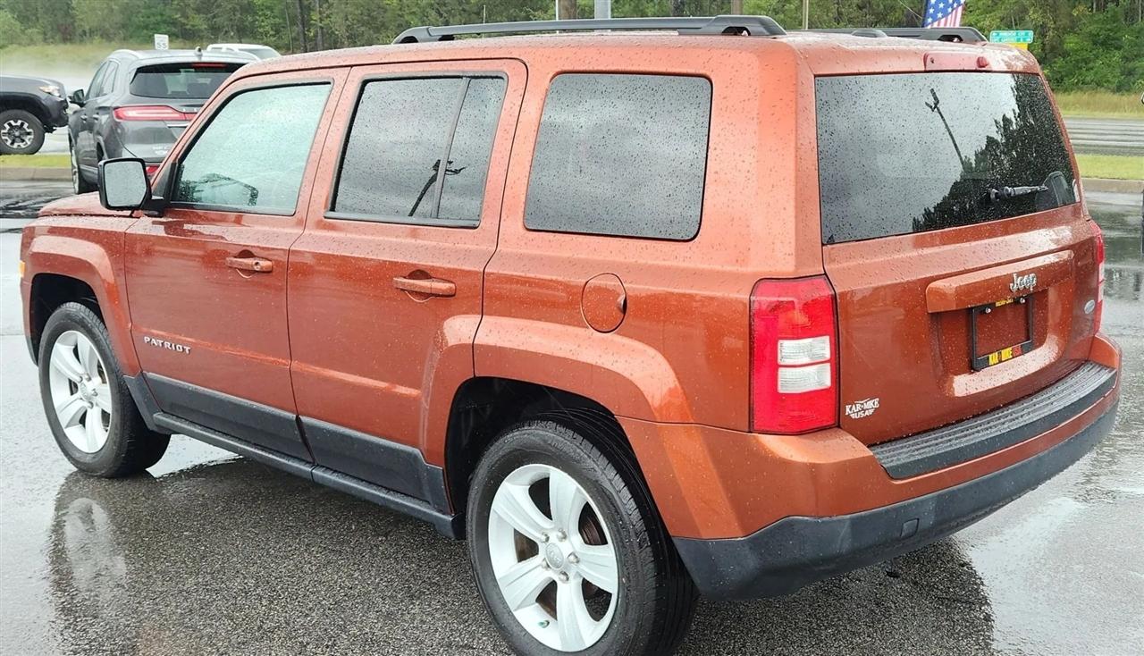 Jeep Patriot Latitude 2WD 2012