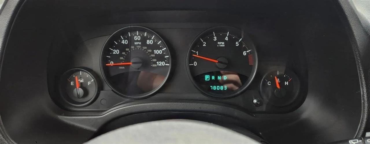 Jeep Patriot Latitude 2WD 2012