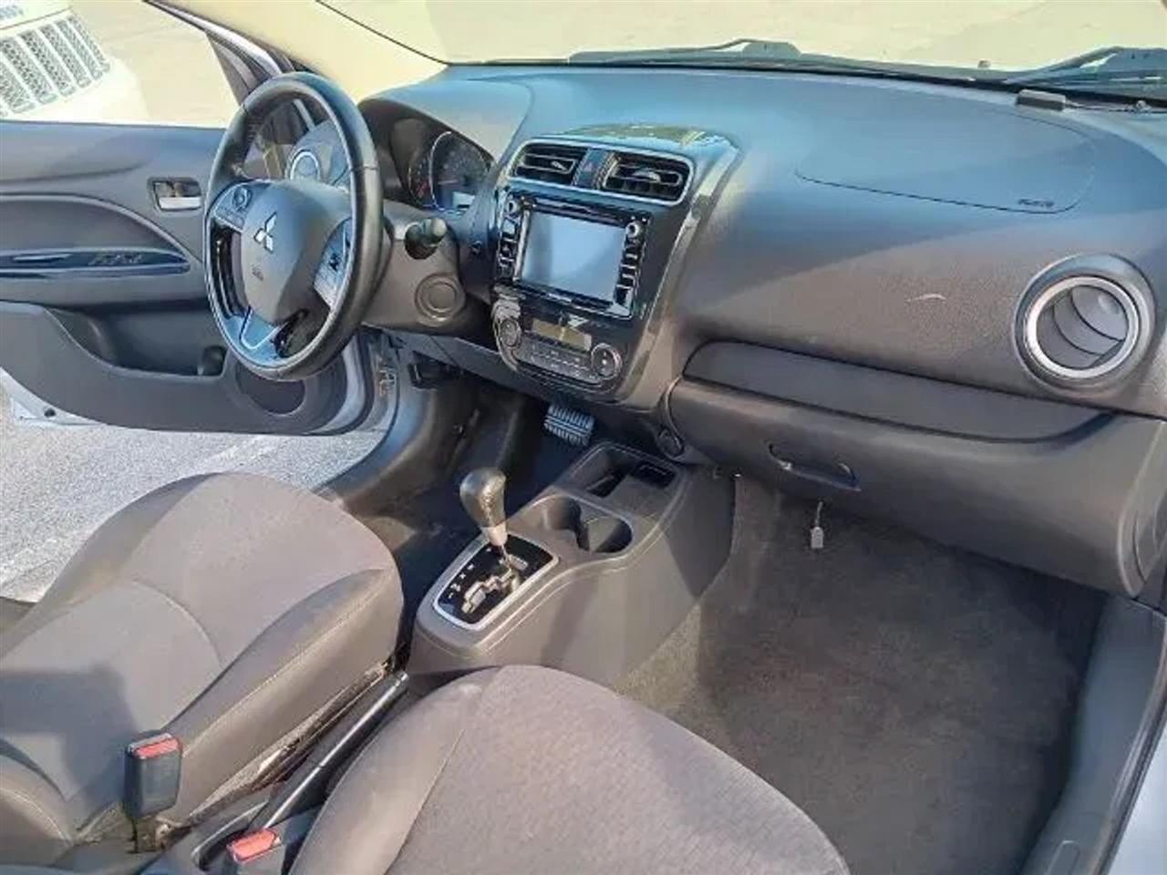 Mitsubishi Mirage SE 5M 2017