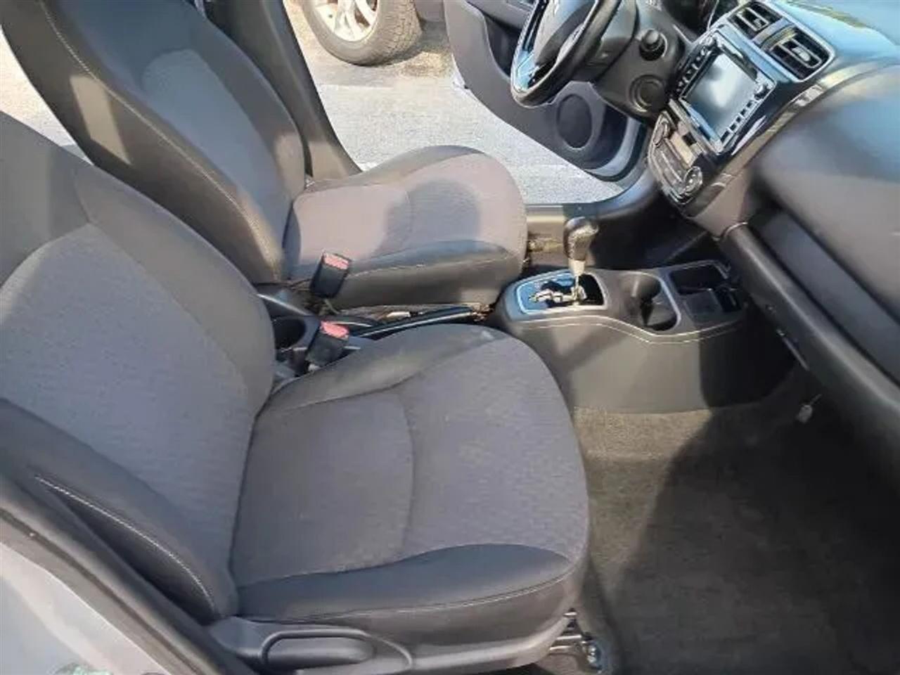 Mitsubishi Mirage SE 5M 2017