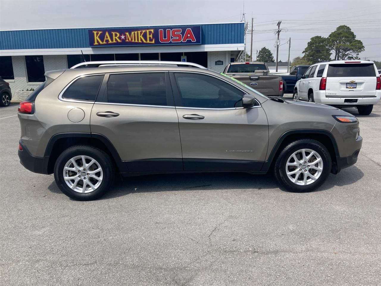 Jeep Cherokee Latitude 4WD 2017