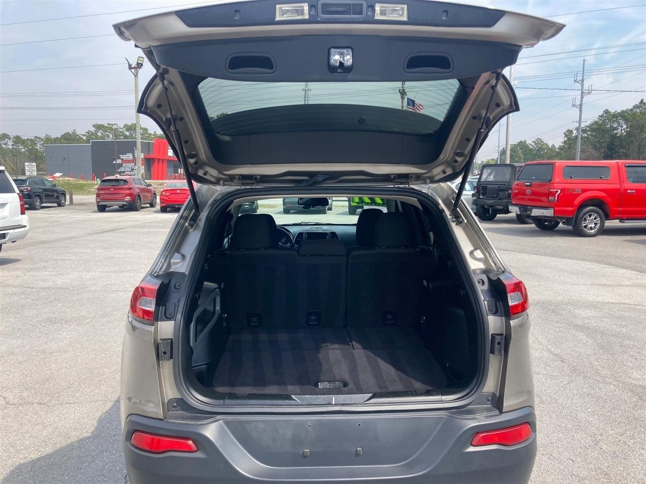 Jeep Cherokee Latitude 4WD 2017