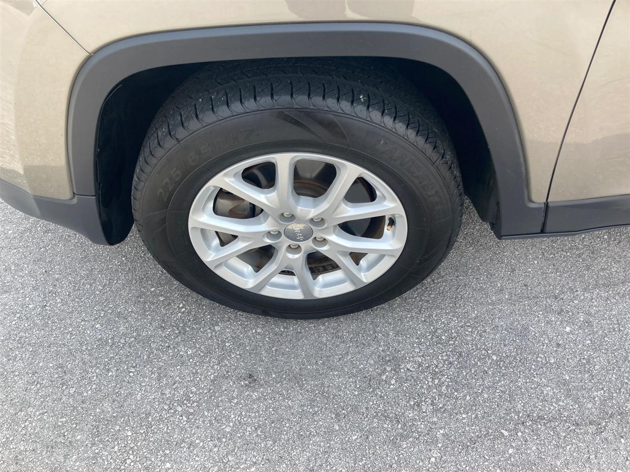 Jeep Cherokee Latitude 4WD 2017