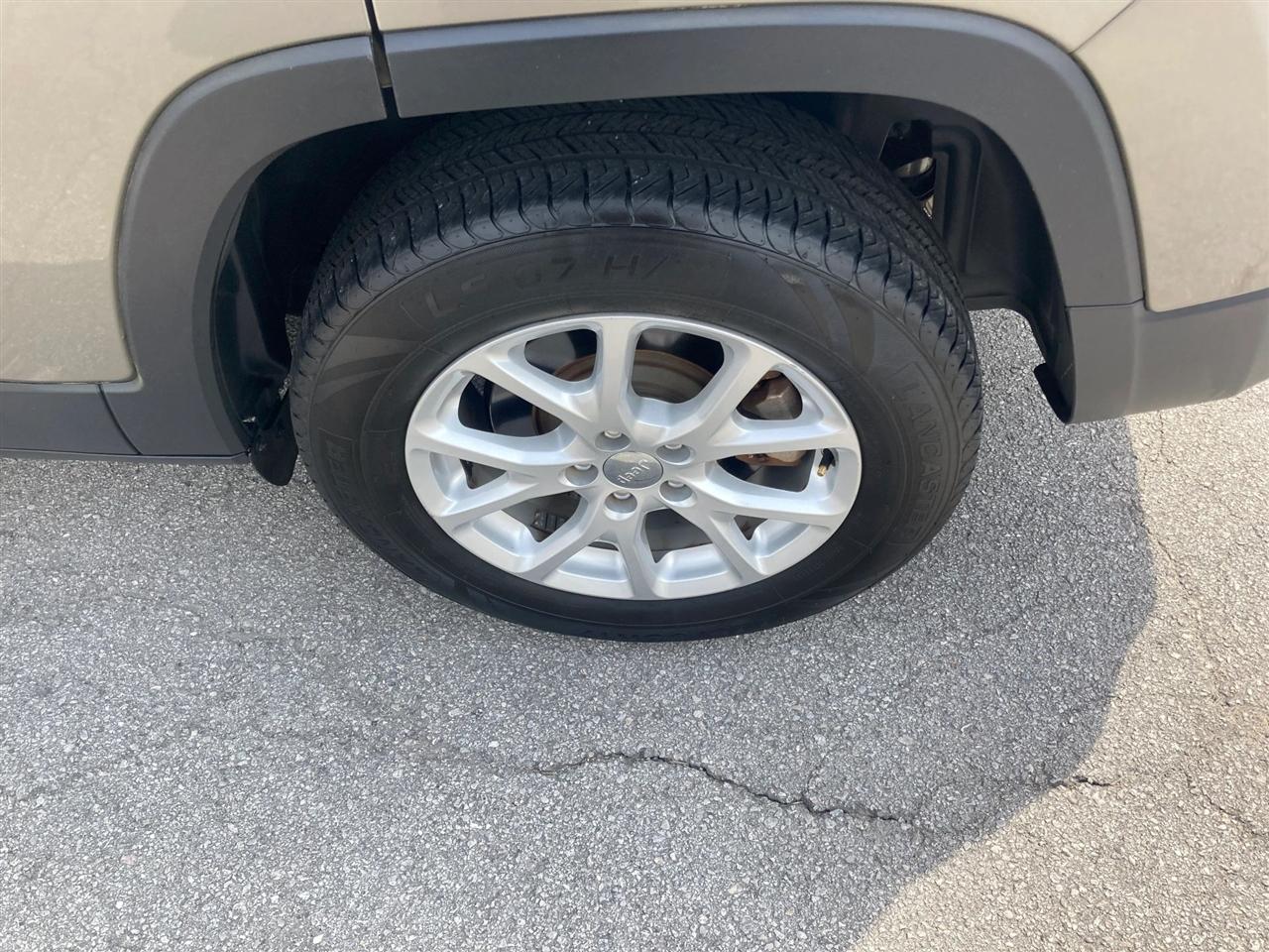 Jeep Cherokee Latitude 4WD 2017