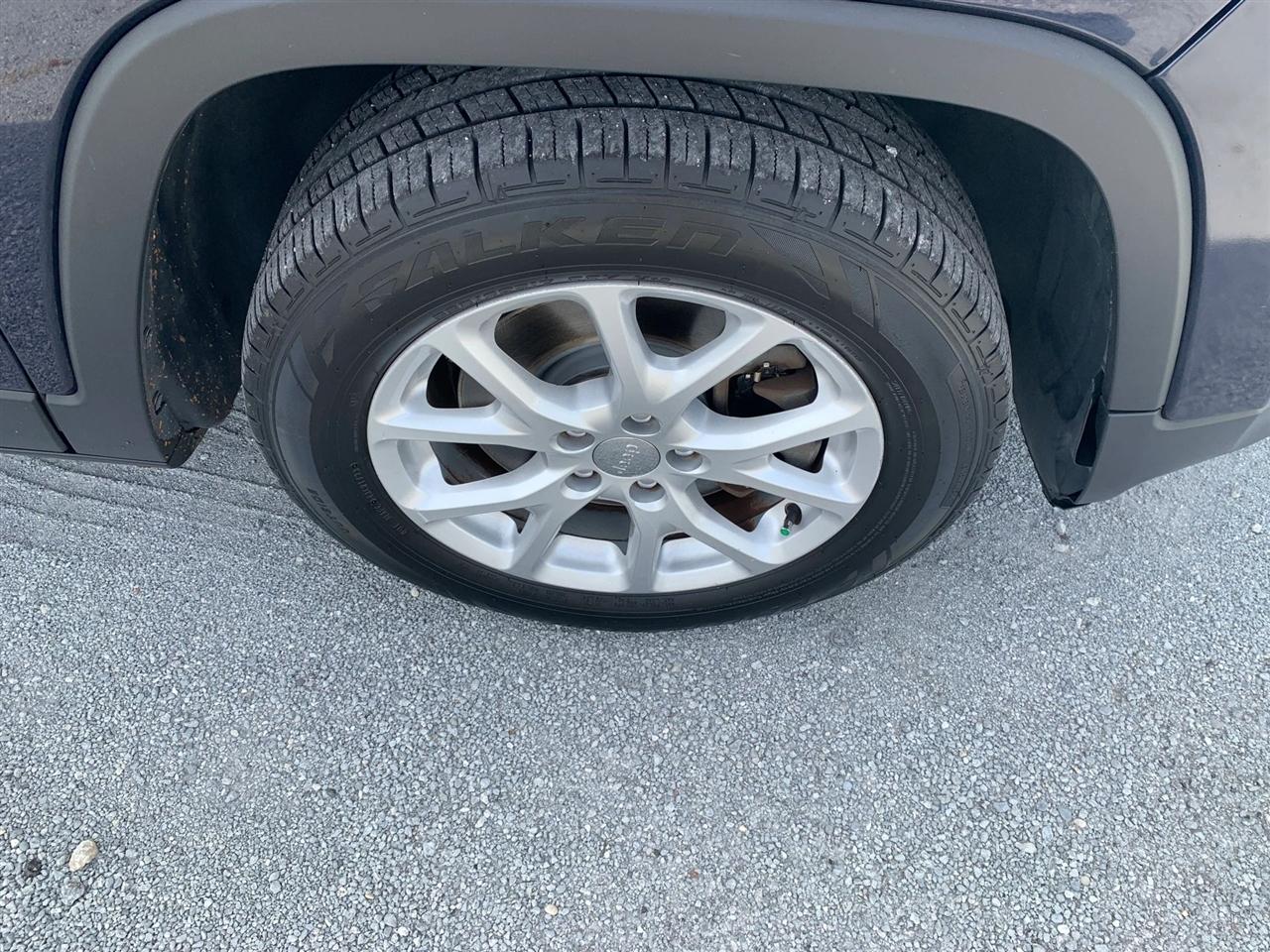 Jeep Cherokee Latitude FWD 2015