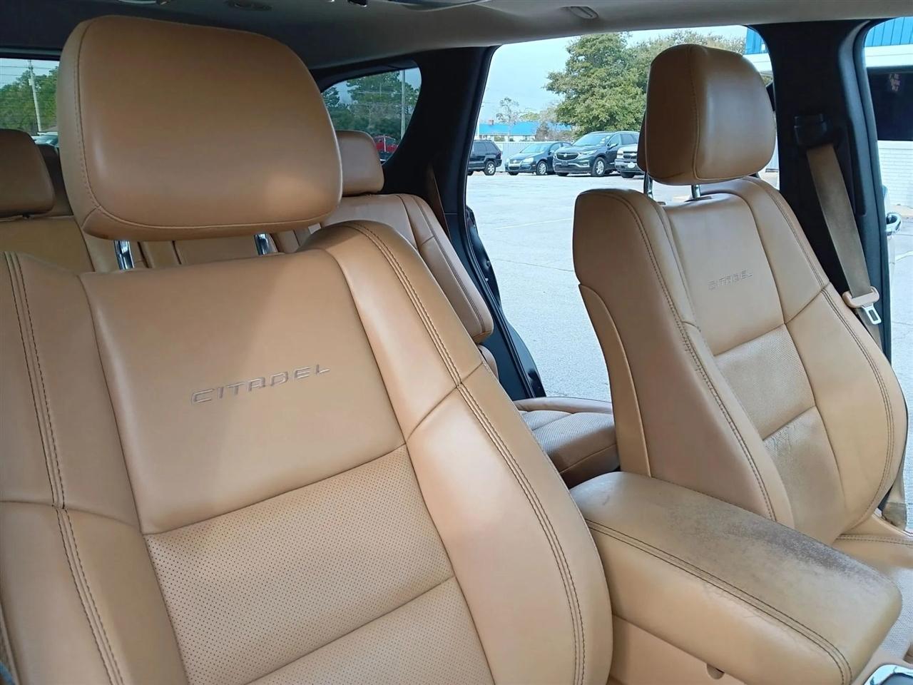 Dodge Durango Citadel AWD 2011