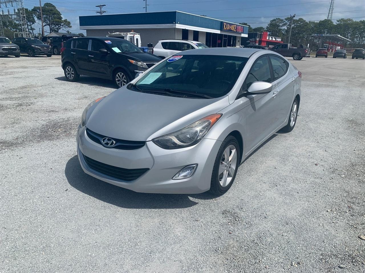 Hyundai Elantra GLS A/T 2013