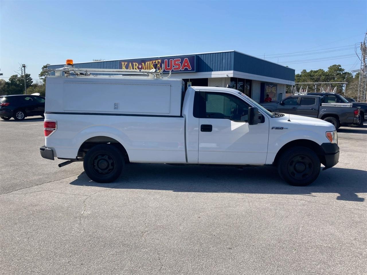 Ford F-150 XL 8-ft. Bed 2WD 2010
