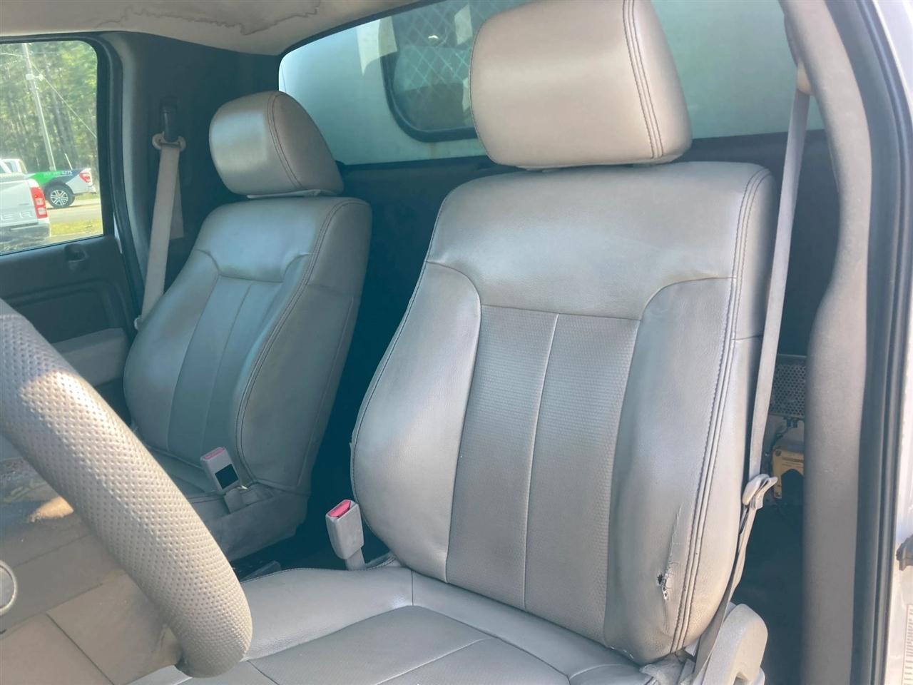 Ford F-150 XL 8-ft. Bed 2WD 2010