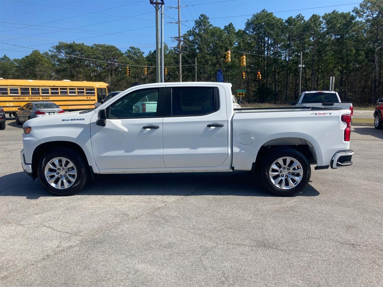 Chevrolet Silverado 1500 Limited Custom Crew Cab Long Box 4WD 2022