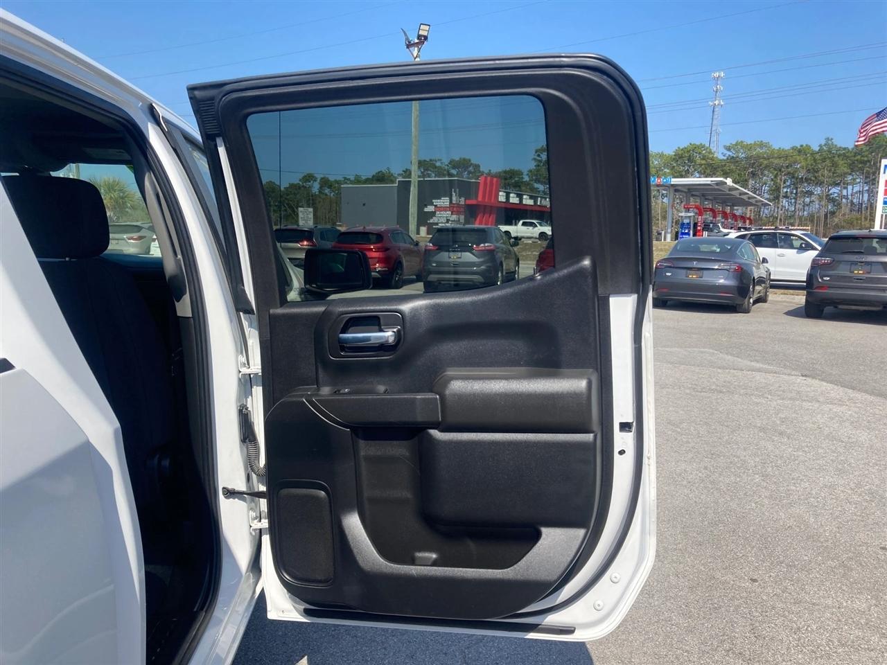 Chevrolet Silverado 1500 Limited Custom Crew Cab Long Box 4WD 2022