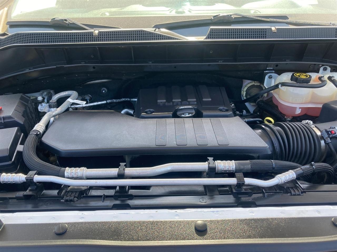 Chevrolet Silverado 1500 Limited Custom Crew Cab Long Box 4WD 2022