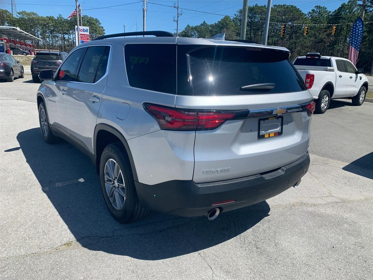 Chevrolet Traverse LT Cloth FWD 2022