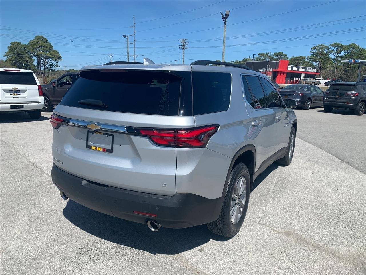 Chevrolet Traverse LT Cloth FWD 2022