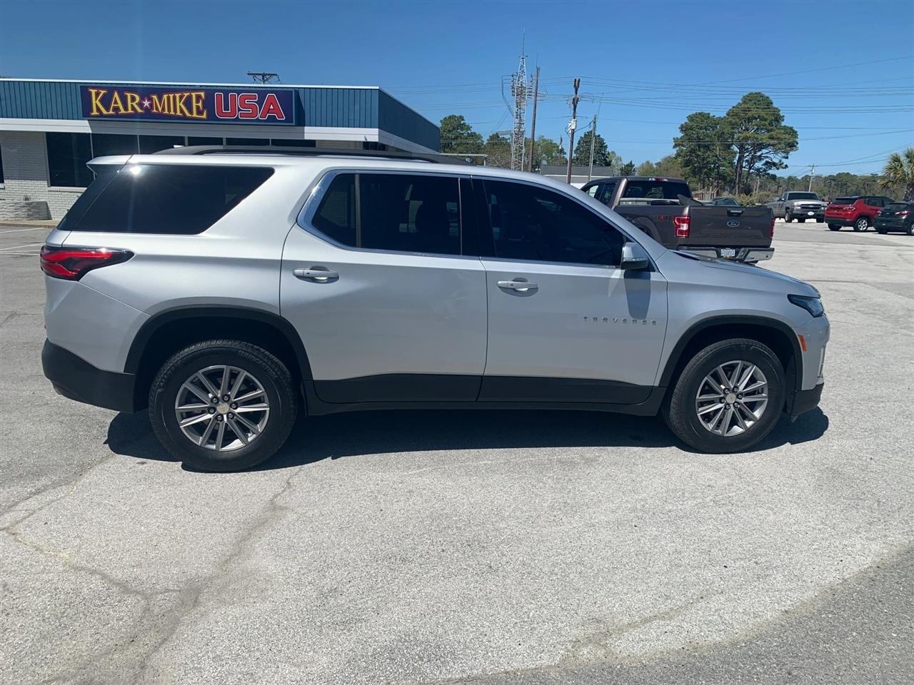 Chevrolet Traverse LT Cloth FWD 2022