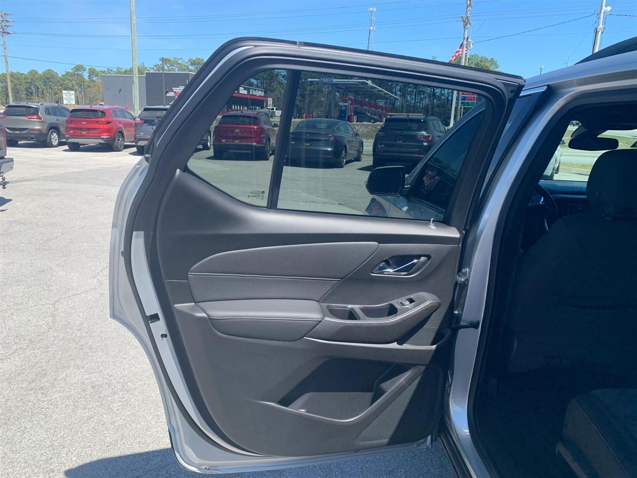 Chevrolet Traverse LT Cloth FWD 2022