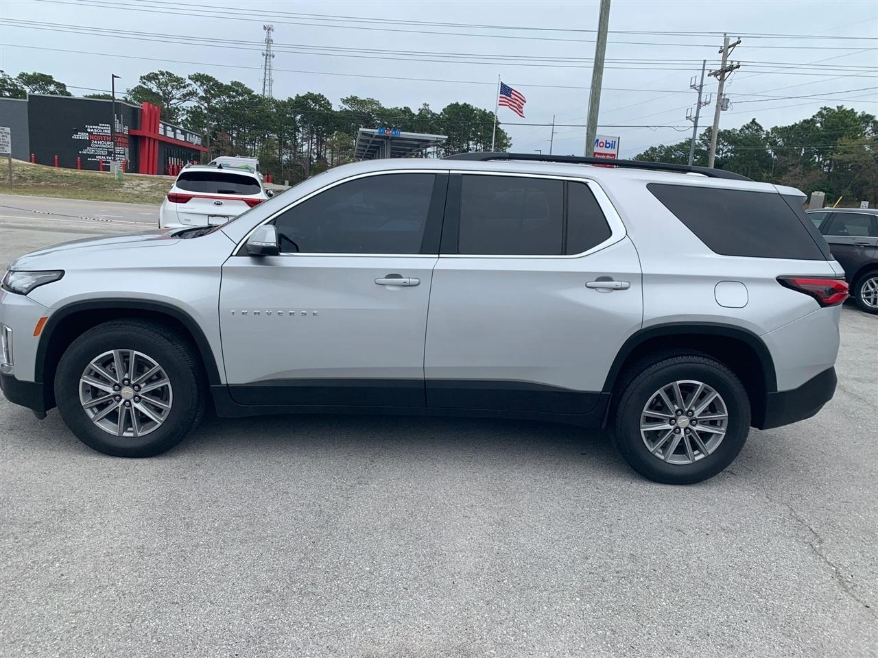 Chevrolet Traverse LT Cloth FWD 2022