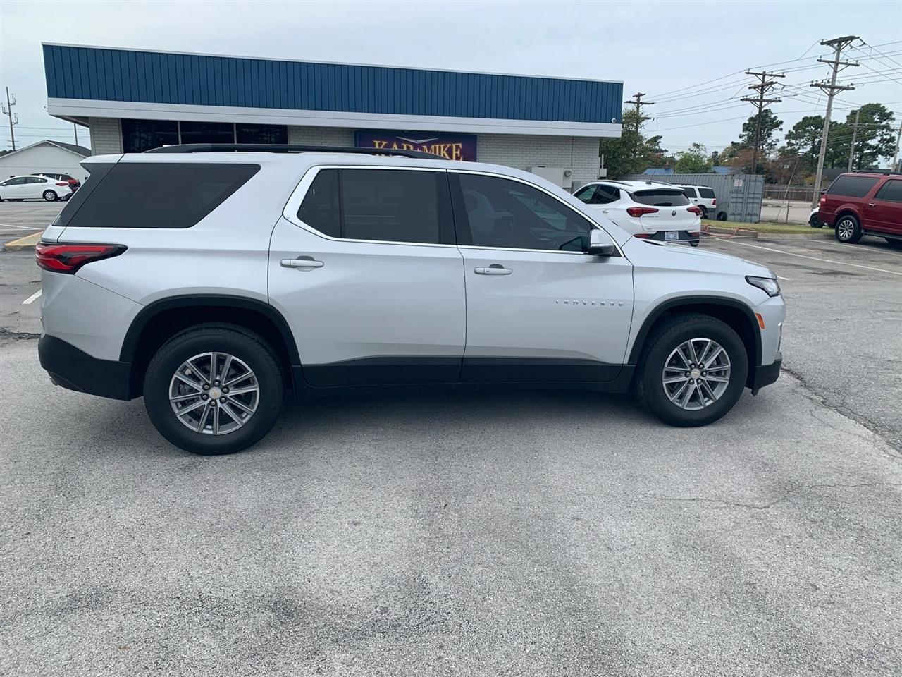 Chevrolet Traverse LT Cloth FWD 2022