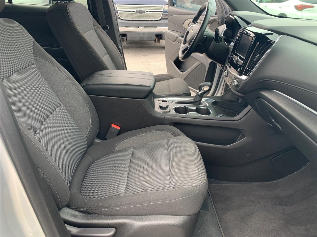 Chevrolet Traverse LT Cloth FWD 2022