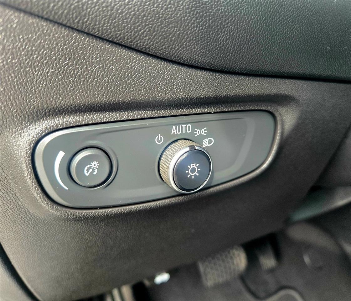 Chevrolet Equinox LS 2WD 2020