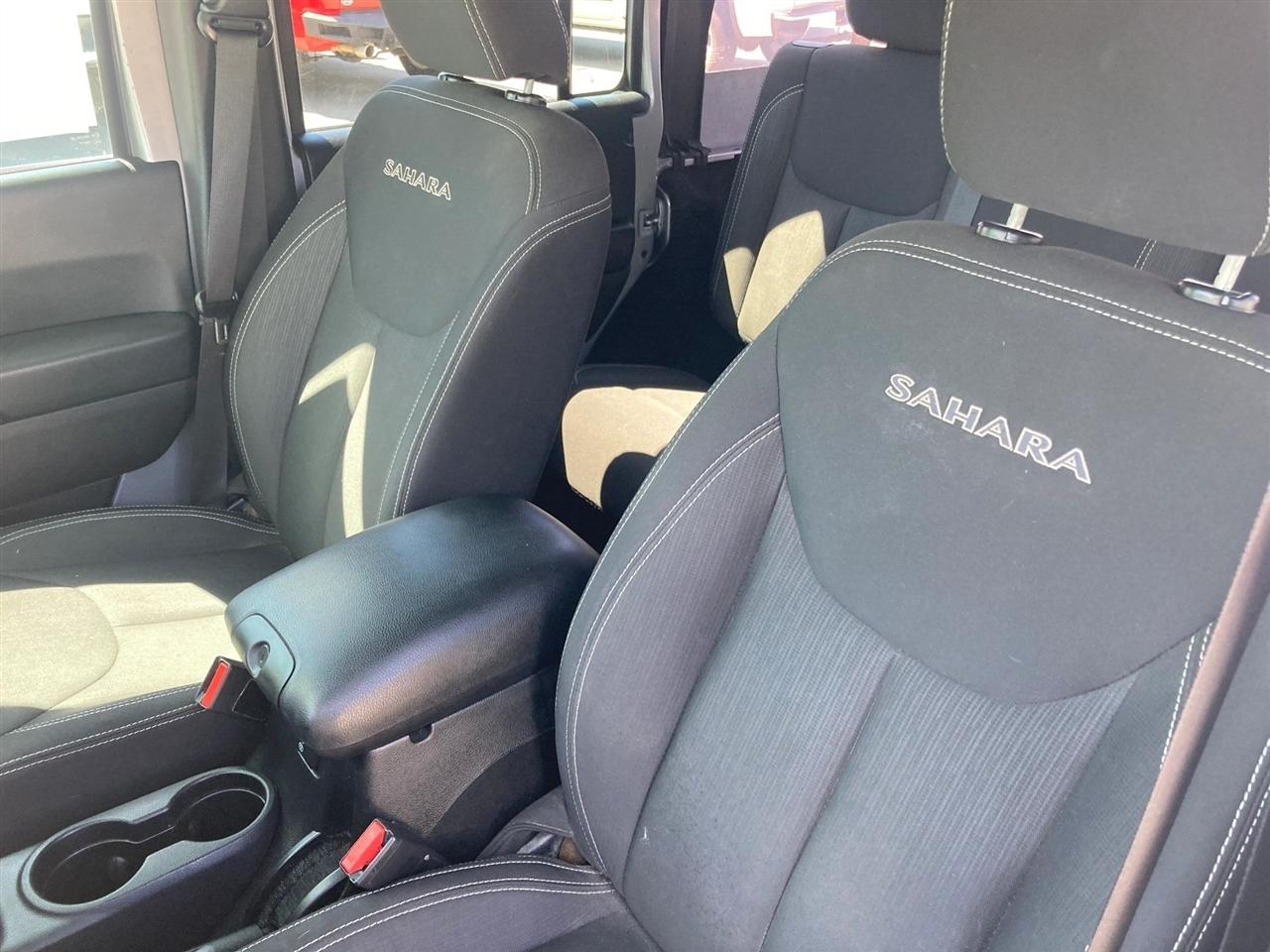 Jeep Wrangler Unlimited Sahara 4WD 2016