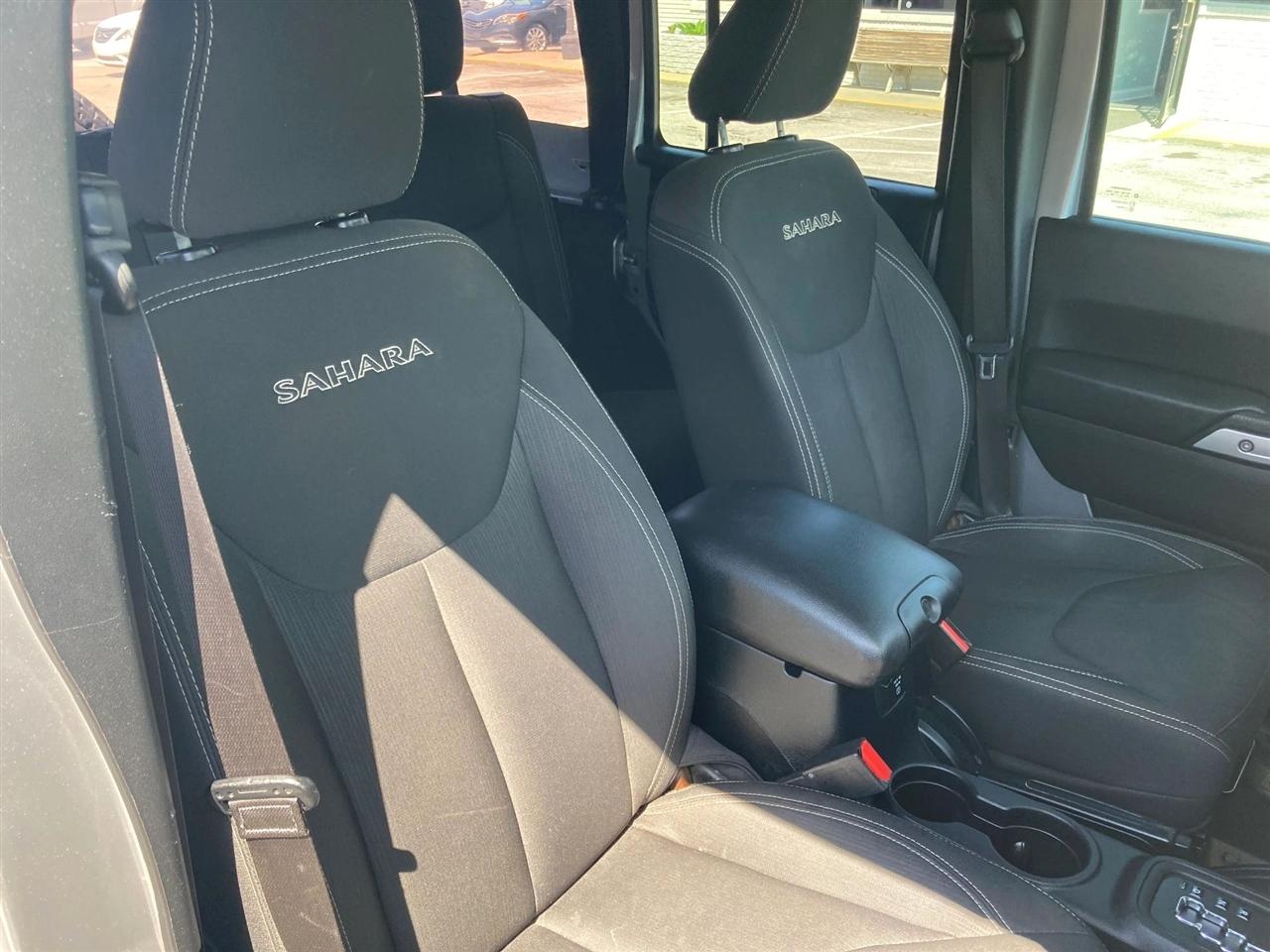 Jeep Wrangler Unlimited Sahara 4WD 2016