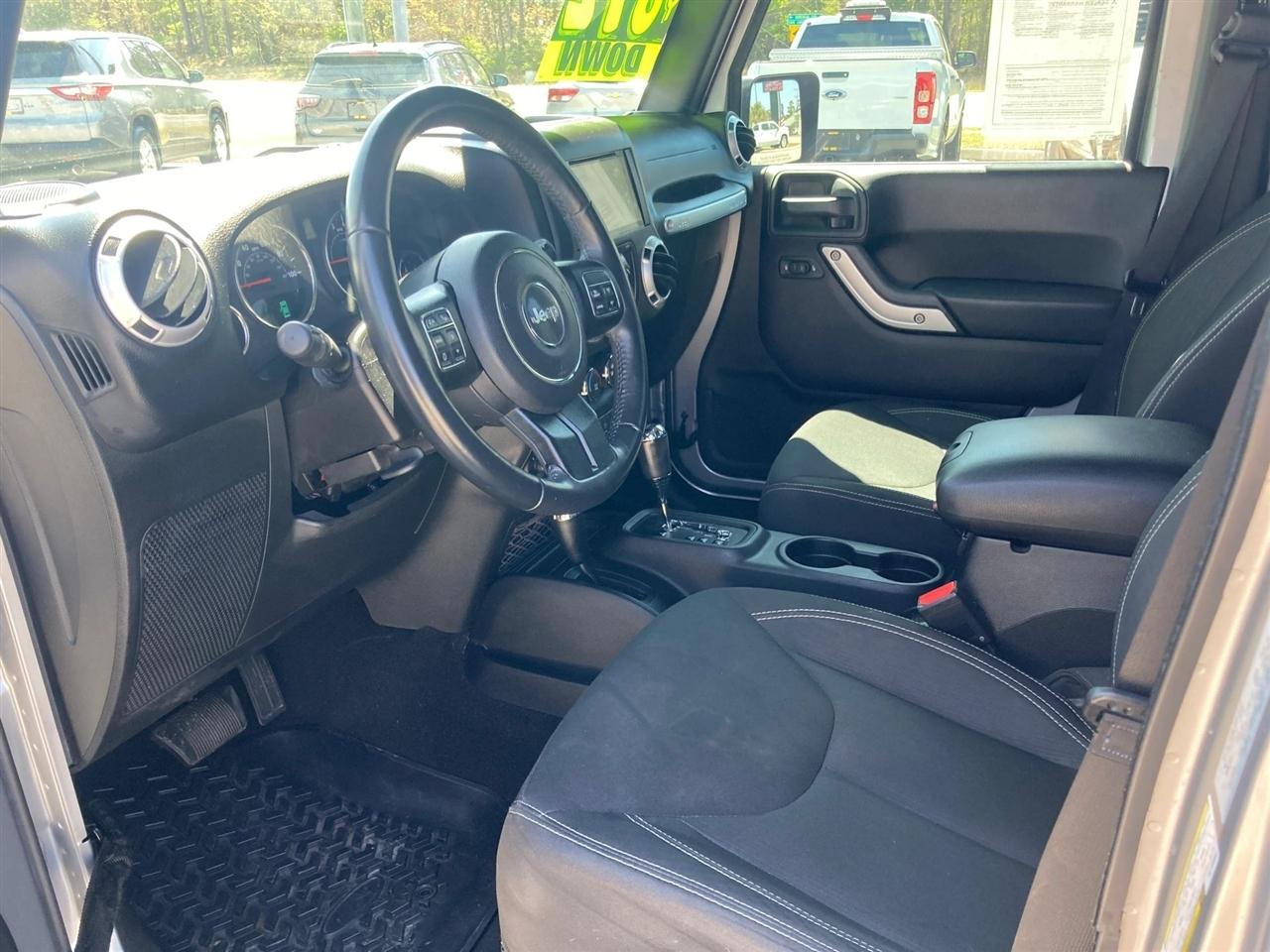 Jeep Wrangler Unlimited Sahara 4WD 2016