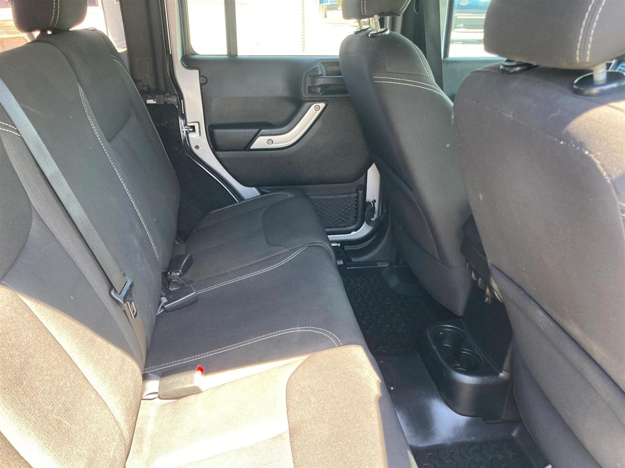 Jeep Wrangler Unlimited Sahara 4WD 2016