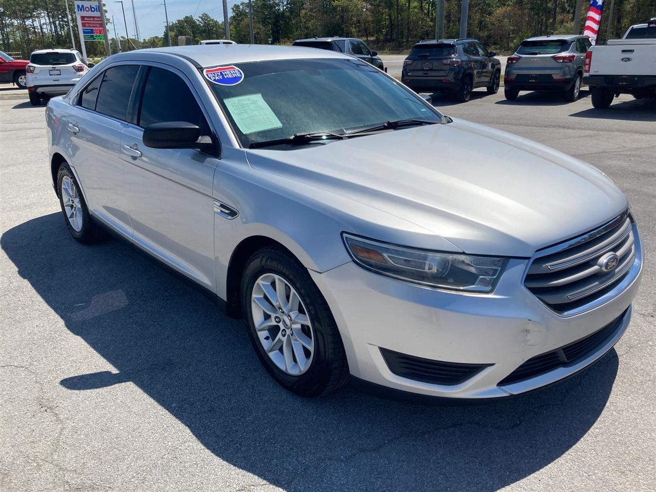 Ford Taurus SE FWD 2013