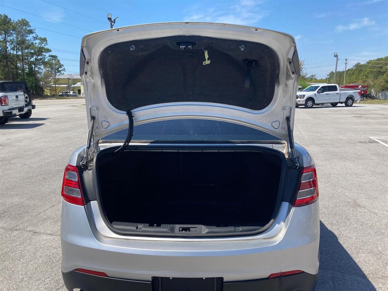 Ford Taurus SE FWD 2013