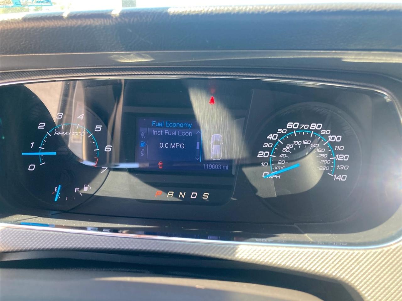 Ford Taurus SE FWD 2013