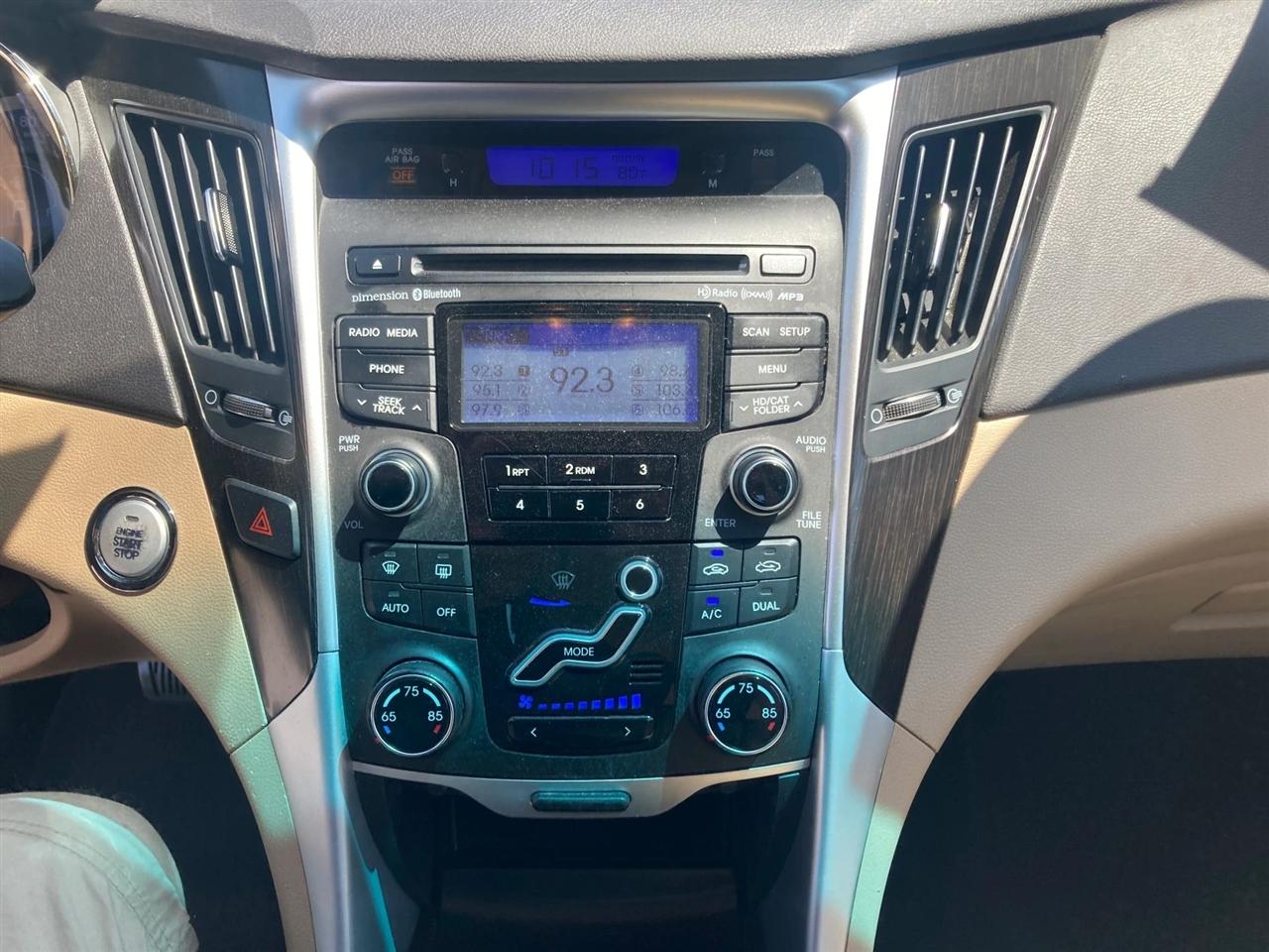 Hyundai Sonata Limited Auto 2012